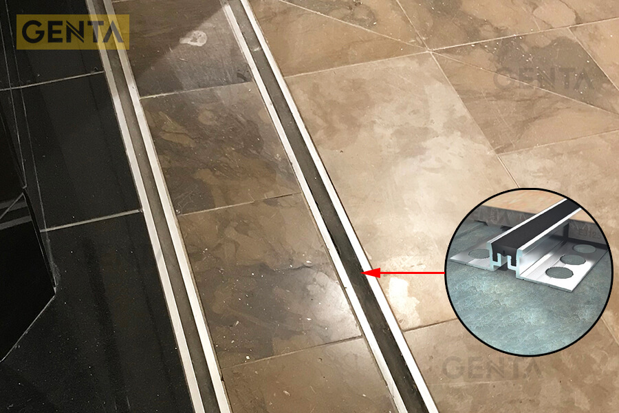 Sàn lát gạch trung tâm thương mại sử dụng nẹp khe co giãn